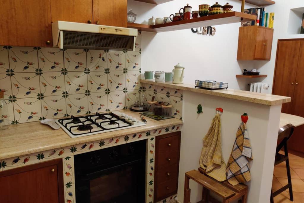 Lanza Tomasi Apartment - Centre Рим Екстериор снимка