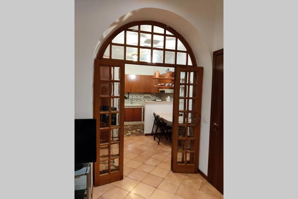 Lanza Tomasi Apartment - Centre Рим Екстериор снимка