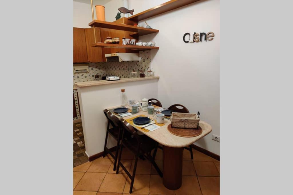 Lanza Tomasi Apartment - Centre Рим Екстериор снимка