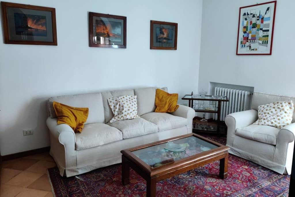 Lanza Tomasi Apartment - Centre Рим Екстериор снимка